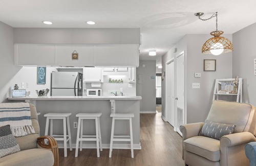 Emerald Isle Condominio | Queens Court 3102, Oceanview Condo in Emerald Isle, NC!