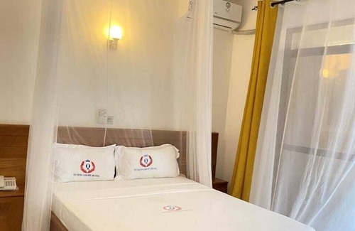 Bamburi Hotel | QUEENS COURT HOTEL