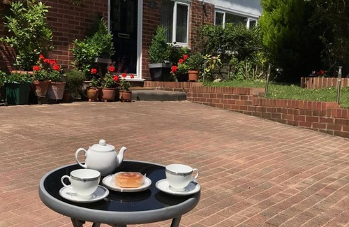 Winchester Casa | Queens Road Rental - Winchester Accommodation