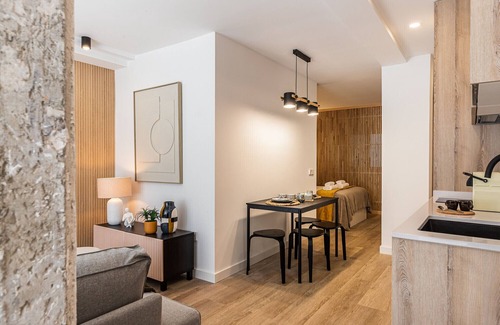 Lista Apartamento | Queens Salamanca I - Alquiler Corta Duración