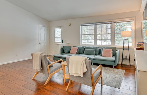Queensbury Casa | Queensbury Vacation Rental: 3 Mi to West Mountain!