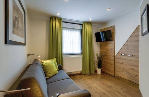 Rhens Casa | Queensize double room HH-early booking rate - AKZENT Hotel Roter Ochse