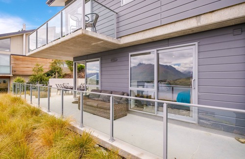 Frankton Cabaña | Vistas al lago Queenstown - Apartamento en la planta baja