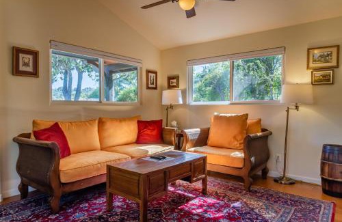 Paso Robles Casa | Quercus Acorn Cottage