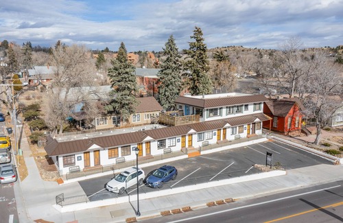 West Colorado Springs Apartamento | Quest Rest - Unit 4
