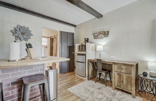 West Colorado Springs Casa | Quest Rest - Unit 6