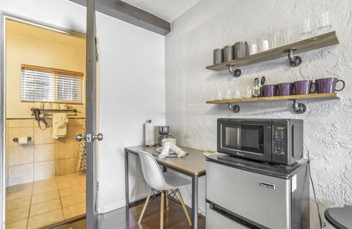 West Colorado Springs Casa | Quest Rest - Unit 2