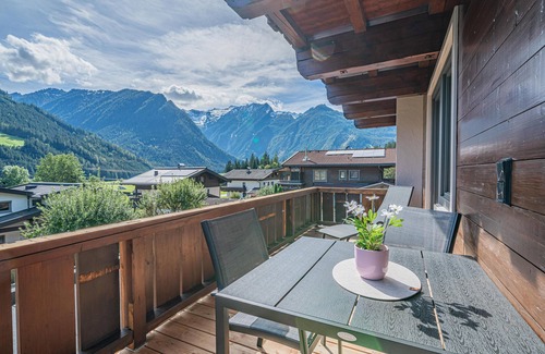 Schonbach Apartamento | Quiet holiday apartment with a large balcony