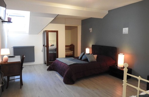 Perrancey-les-Vieux-Moulins Casa | Habitaciones individuales tranquilas