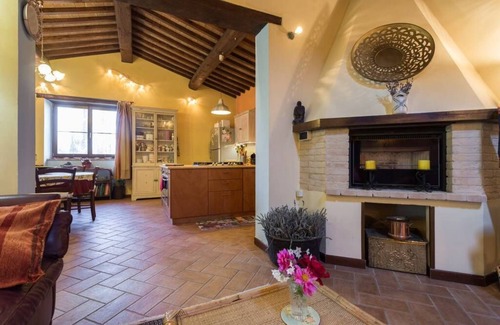 Colpetrazzo Casa | Villa Sosta di Sismano Planta Baja: enclavado en el corazón verde de Umbría