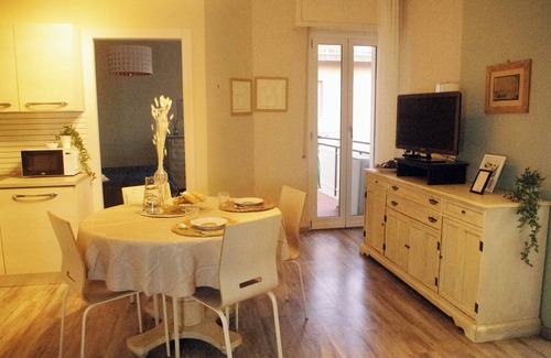Finale Pia Apartamento | Quick Home Wave - Dos Habitaciones Piso, Capacidad 5