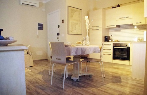 Finale Pia Apartamento | Quick Home Wave - Dos Habitaciones Piso, Capacidad 5