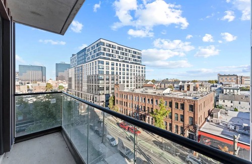 North Ironbound Apartamento | Quick NYC Commute, Onsite Gym & Spa