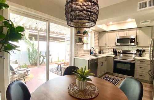 Village Grove Casa | Quiet 1-Story OldTown Condo w/CozyPatio & Parking!