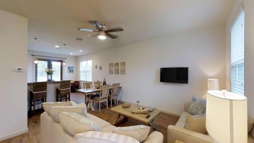 Oviedo Casa | Quiet 2 Bed Cottage In Oviedo W Resort Discounts