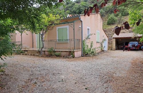Montbrun-les-Bains Casa | QUIET 2-BEDROOM VILLA