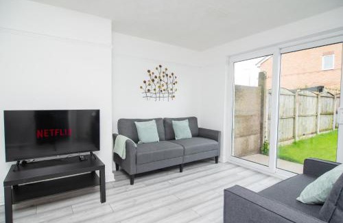 Kirkby Apartamento | Quiet 3 bed house, pet friendly