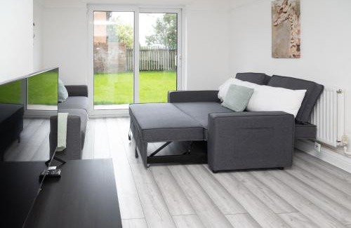 Kirkby Apartamento | Quiet 3 bed house, pet friendly
