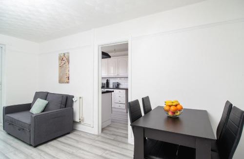 Kirkby Apartamento | Quiet 3 bed house, pet friendly