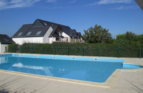 Carnac Apartamento | En silencio, 3 habitaciones para 6 pers. con jardín en residencia con piscina y Wi-Fi