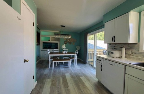 Eau Claire Casa | Quiet 3BR/2BA Near Mall, Shopping Centers, & I-94