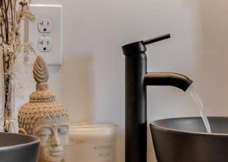 Kings Grant Casa | Quiet Abode Curated relaxation Summer Escape