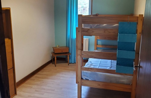 Murat-le-Quaire Apartamento | Quiet accommodation with the Damvillais