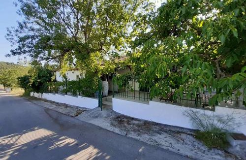 Lefkas Casa | Quiet Agricultural House