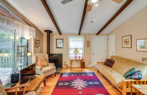 Berlin Casa | Quiet All-Season Creekside Escape in Upstate!
