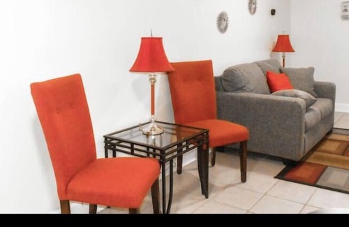 Fort Valley Apartamento | Quiet and clean 2 BD home all yours!!(Green St A)