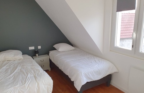 Biville-sur-Mer Cama Y Desayuno | Quiet and comfortable, close to sea and forest, small pets welcome