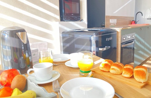 Vignoc Apartamento | Quiet and comfortable, between Rennes and Saint Malo, for 2 people