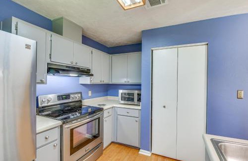 Tallahassee Casa | Quiet and Convenient Tallahassee Home, 4 Mi to Lake!