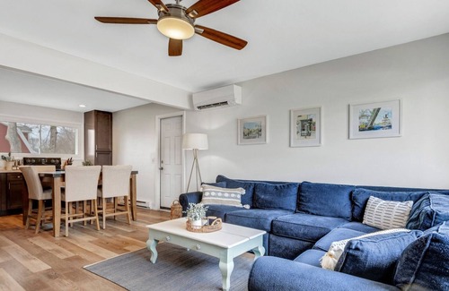 Old Mystic Casa | Quiet And Cozy Mystic Ranch Close To Everything 3 Bedroom Home by Redawning