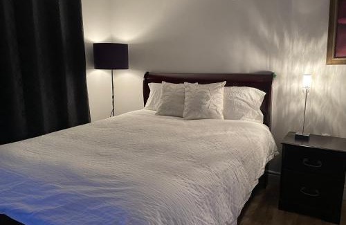 Clayton Park Apartamento | Quiet and Private Bachelor Unit