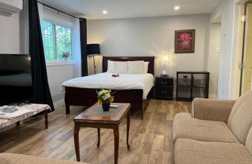 Clayton Park Apartamento | Quiet and Private Bachelor Unit