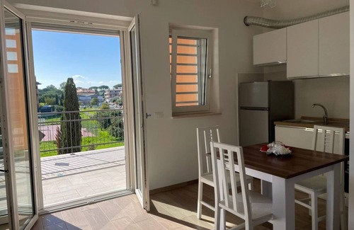 Zona XVIII Capannelle Apartamento | Quiet and romantic loft a stone's throw from metro An in Anagnina area