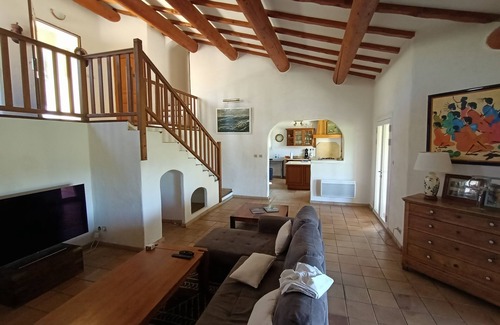 Ensues-la-Redonne Casa | Villa tranquila y soleada