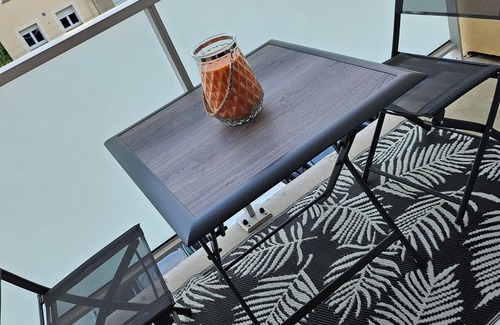 Port-Aviation Apartamento | Quiet apartment, ideal for families and 15 minutes from the airport.