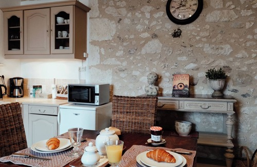 Eymet Apartamento | Quiet Apartment in the centre of Eymet.