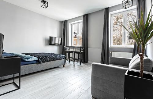 Nowe Miasto Apartamento | Quiet Apartment Koscielna Old Town