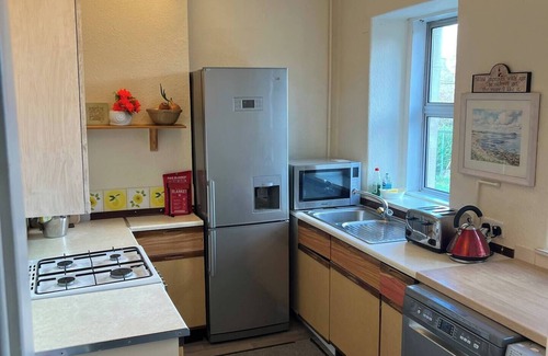 Galashiels Apartamento | QUIET APARTMENT - NEAR CENTRE Sleets 10 (in comfort)