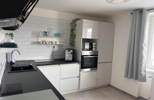 Roznava Apartamento | Quiet apartment near Main Square