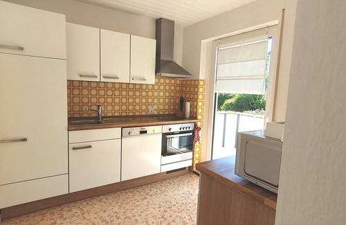 Brasselsberg Apartamento | Quiet Apartment, temporary living in Kassel, right by the Bergpark