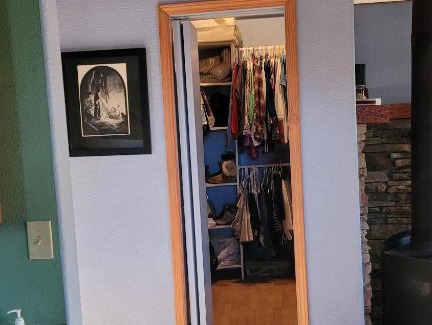 Oakhurst Casa | Quiet Artist Suite