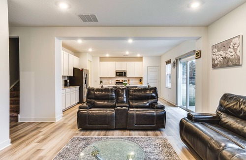 Avon Casa | Quiet Avon Home - Near Indianapolis Speedway!