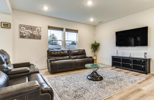 Avon Casa | Quiet Avon Home - Near Indianapolis Speedway!