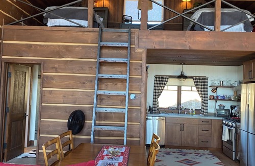 Lakeside Cabina | Quiet cabin with incredible views