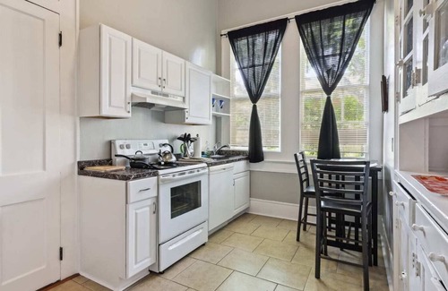 Milan Apartamento | Quiet Central Uptown 1br- Perfect for Long Stays!