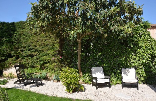 Bastide Giraud Casa | Dúplex en Villa con gran jard��n - BARBACOA - Sur - Calma - WIFI -VELO - MAR - RÍO